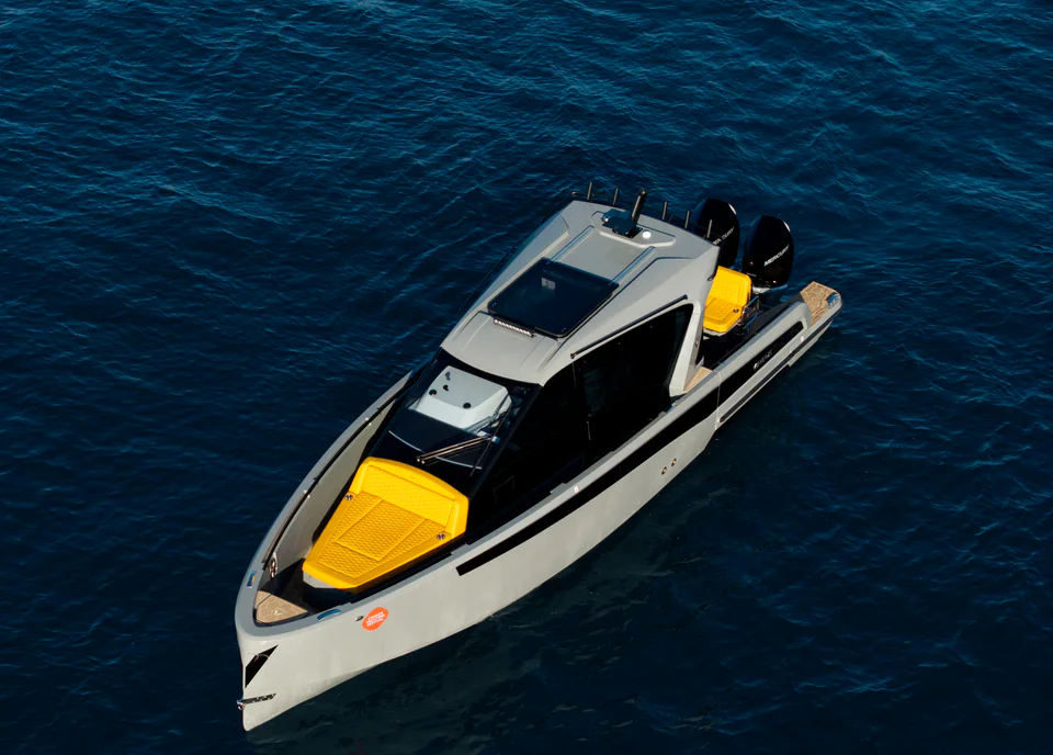 Virtue V33 Cabin visto desde arriba