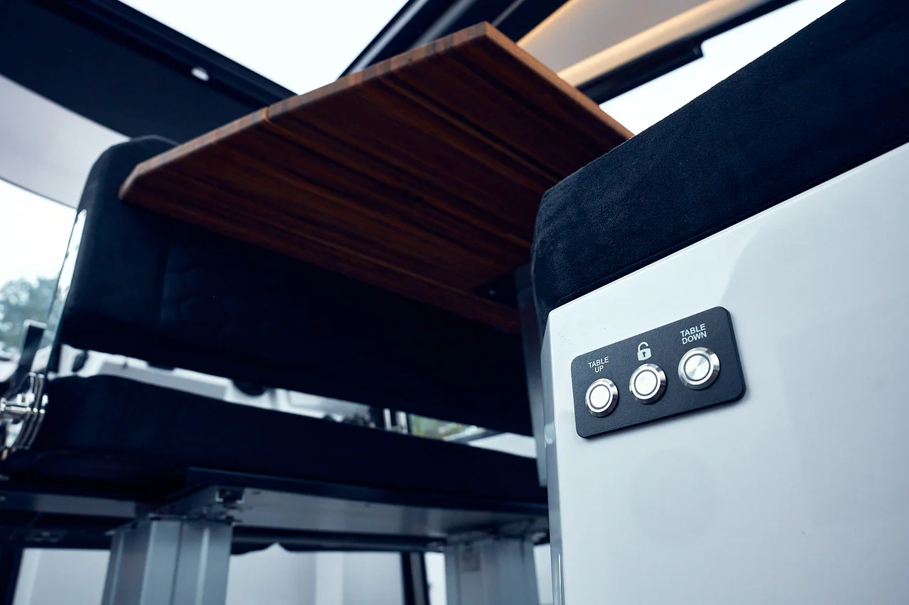 Interior del Virtue V33 Cabin